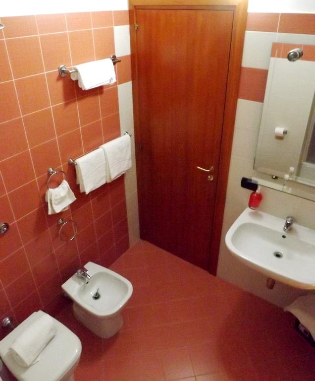 Bed & Breakfast La Villetta Botricello Chambre photo
